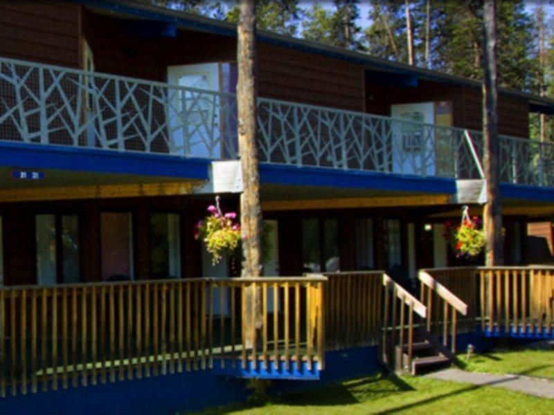 Sunwapta Falls Rocky Mountain Lodge Джаспер Экстерьер фото